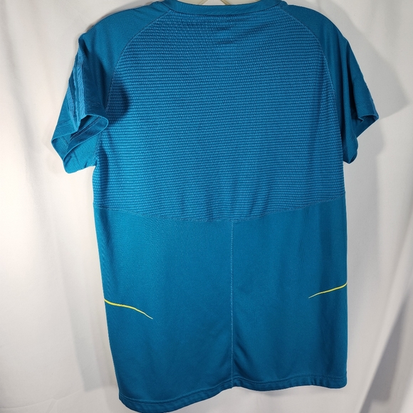 Adidas Blue Workout Tee w/ Zipper Pocket for iPod & Hole for Wire Size Large - Picture 5 of 8